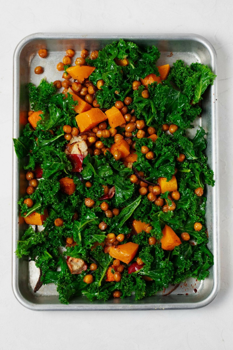 20231129_6566f4a102653 Sheet Pan Butternut Squash Salad with Kale