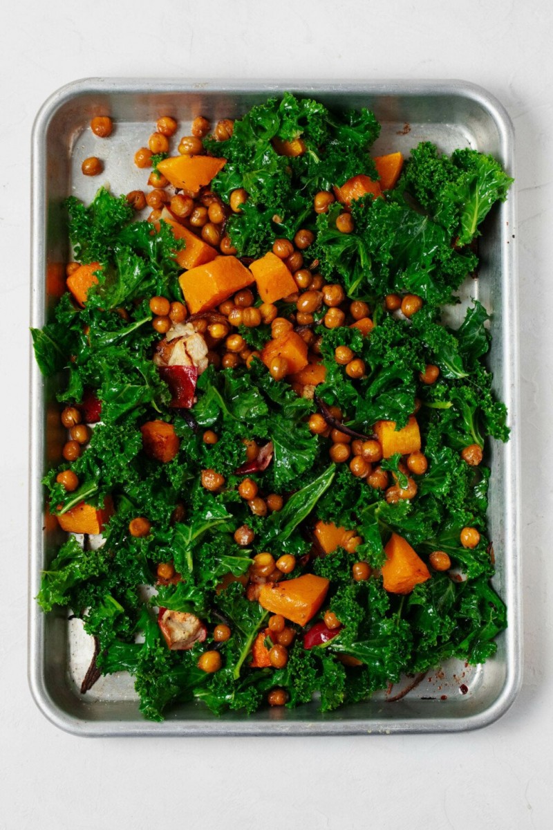 20231129_6566f4a34d948 Sheet Pan Butternut Squash Salad with Kale