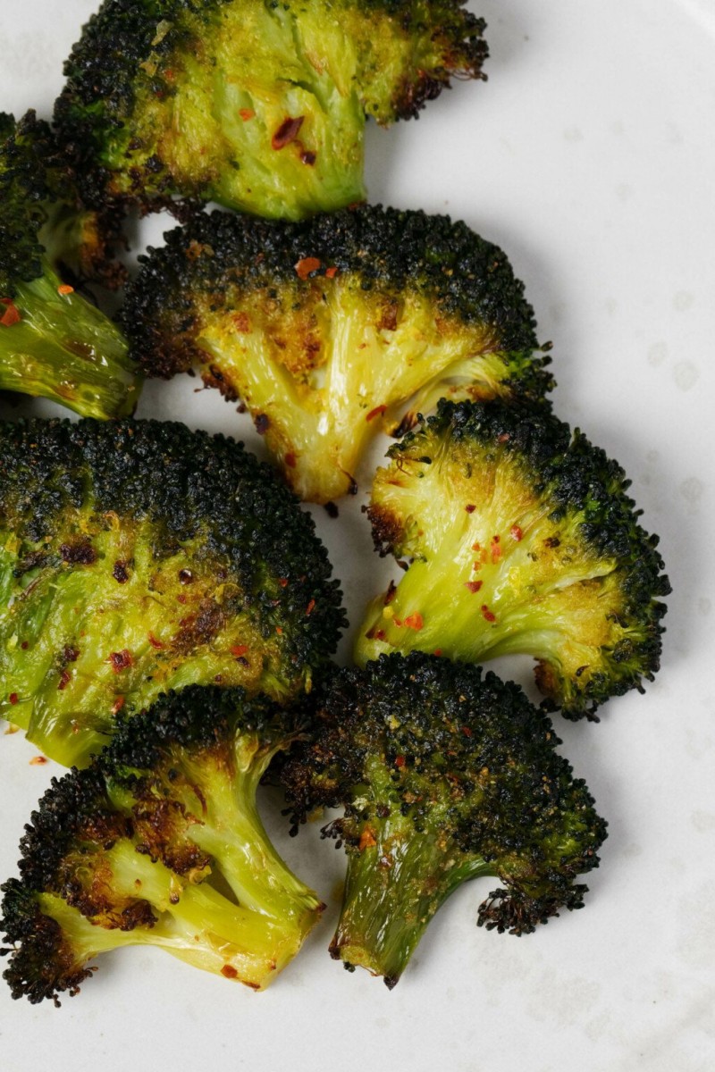 20240422_66261ebe2f9ca Sheet Pan Smashed Broccoli Florets (Crisp-Tender!)